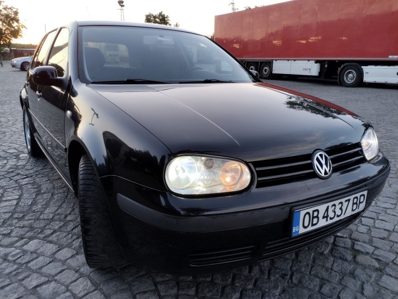 VW Golf  Golf 4, снимка 7 - Автомобили и джипове - 46282181