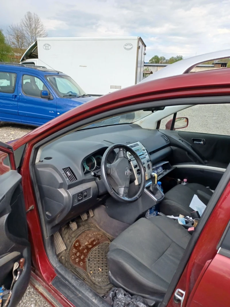 Toyota Corolla verso, снимка 3 - Автомобили и джипове - 52091310