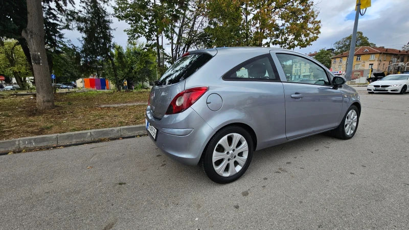Opel Corsa Corsa D 1.2 БЕНЗИН/ГАЗ, снимка 3 - Автомобили и джипове - 52093550