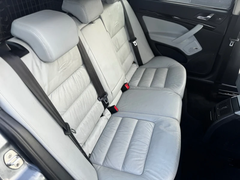 Skoda Octavia 2.0BMM/4x4/140kc/Laurin & Klement, снимка 13 - Автомобили и джипове - 52720859