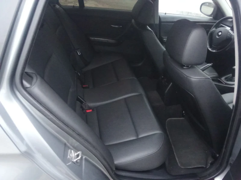 BMW 320 Face лизинг, снимка 9 - Автомобили и джипове - 53459139