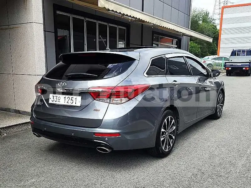 Hyundai I30 2.0 КОМБИ| ПАНОРАМА| КАМЕРА| ОБДУХВАНЕ, снимка 3 - Автомобили и джипове - 54699174