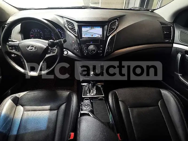 Hyundai I30 2.0 КОМБИ| ПАНОРАМА| КАМЕРА| ОБДУХВАНЕ, снимка 2 - Автомобили и джипове - 54699174