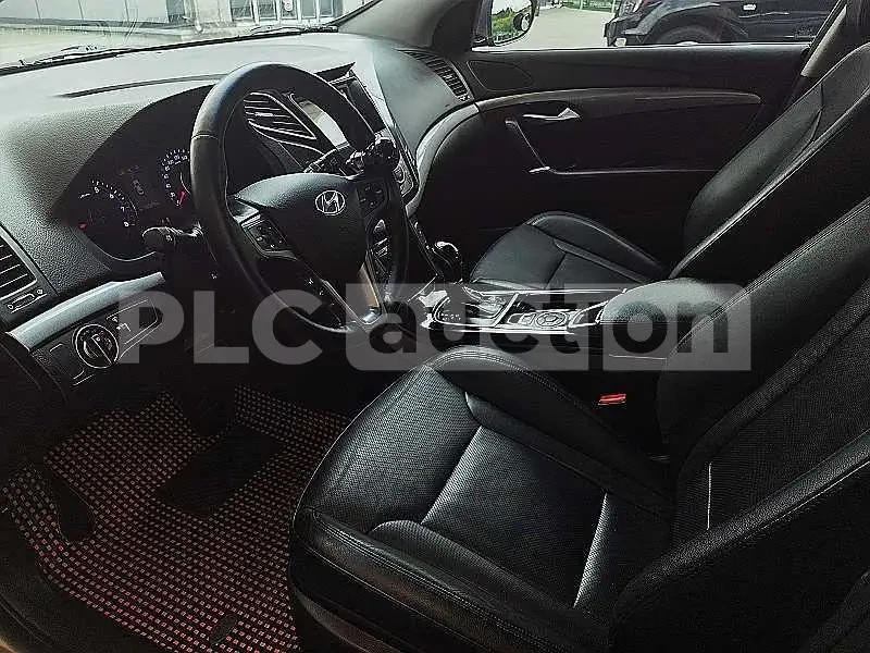 Hyundai I30 2.0 КОМБИ| ПАНОРАМА| КАМЕРА| ОБДУХВАНЕ, снимка 5 - Автомобили и джипове - 54699174