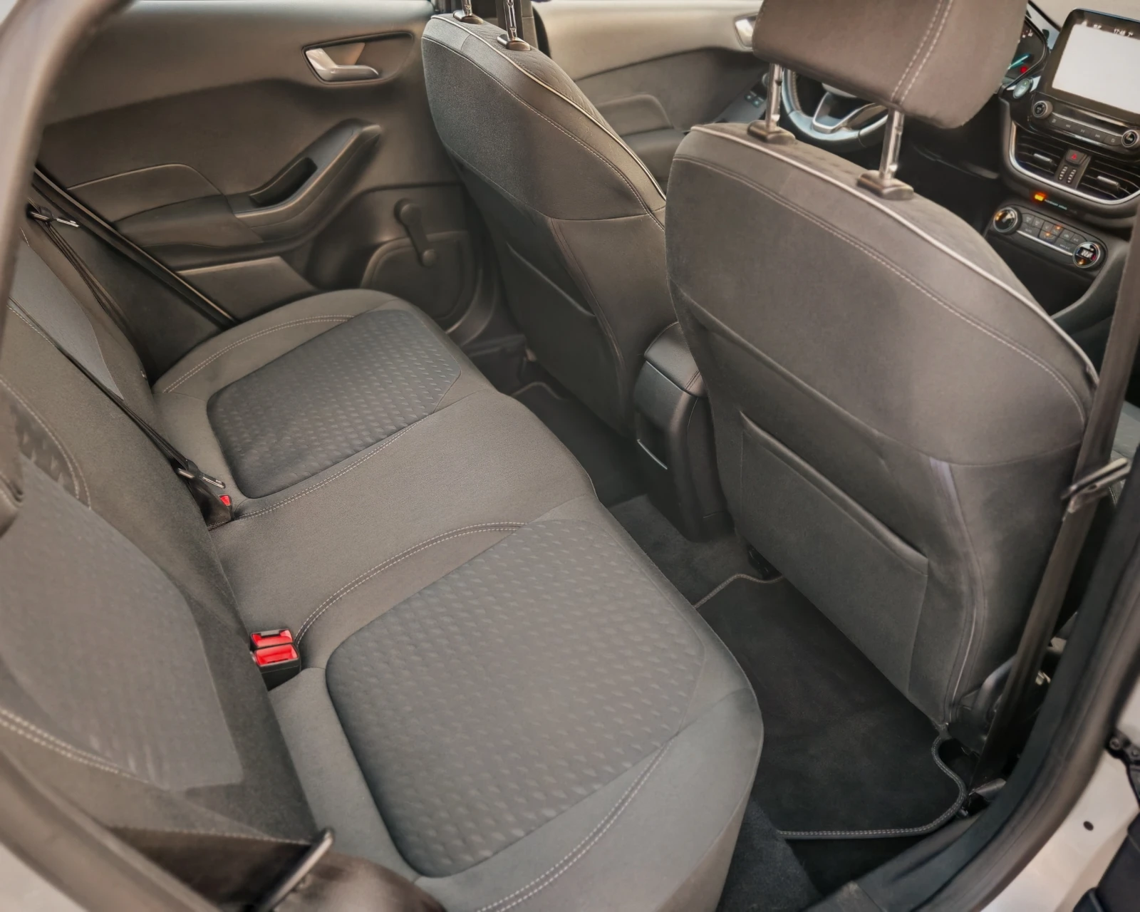 Ford Fiesta 1.5 TDCI EURO 6 | Mobile.bg — изображение 15