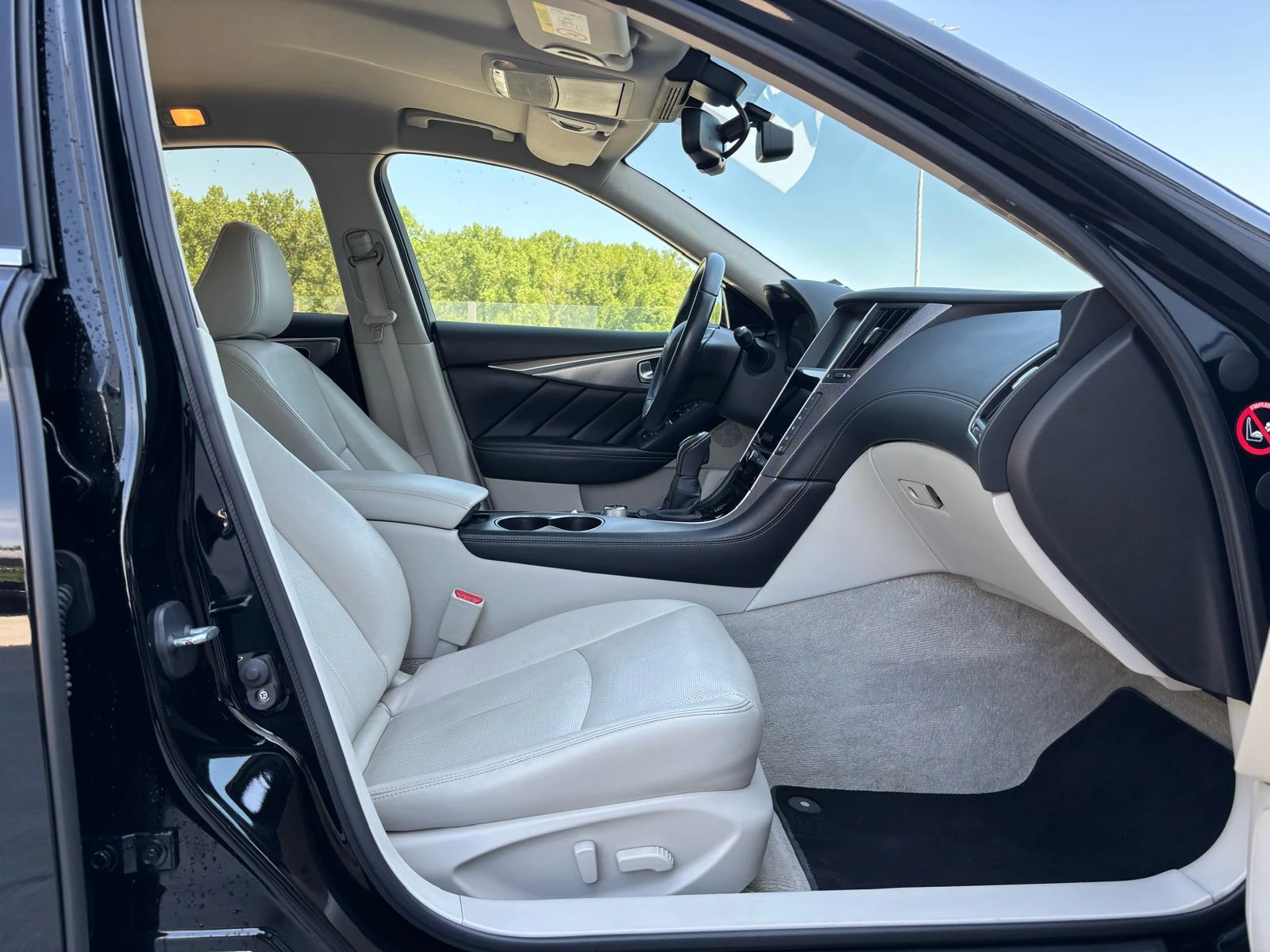Infiniti Q50 HYBIRD AWD 3.5  - изображение 7