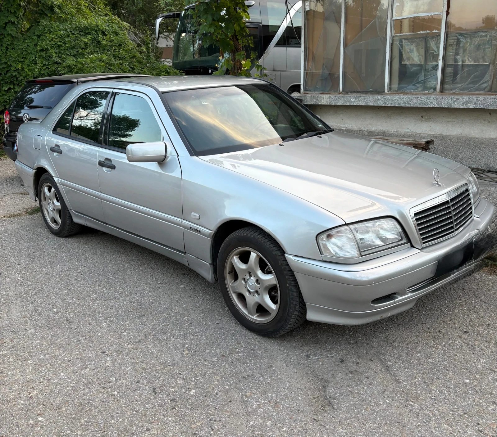 Mercedes-Benz C 200  - изображение 3