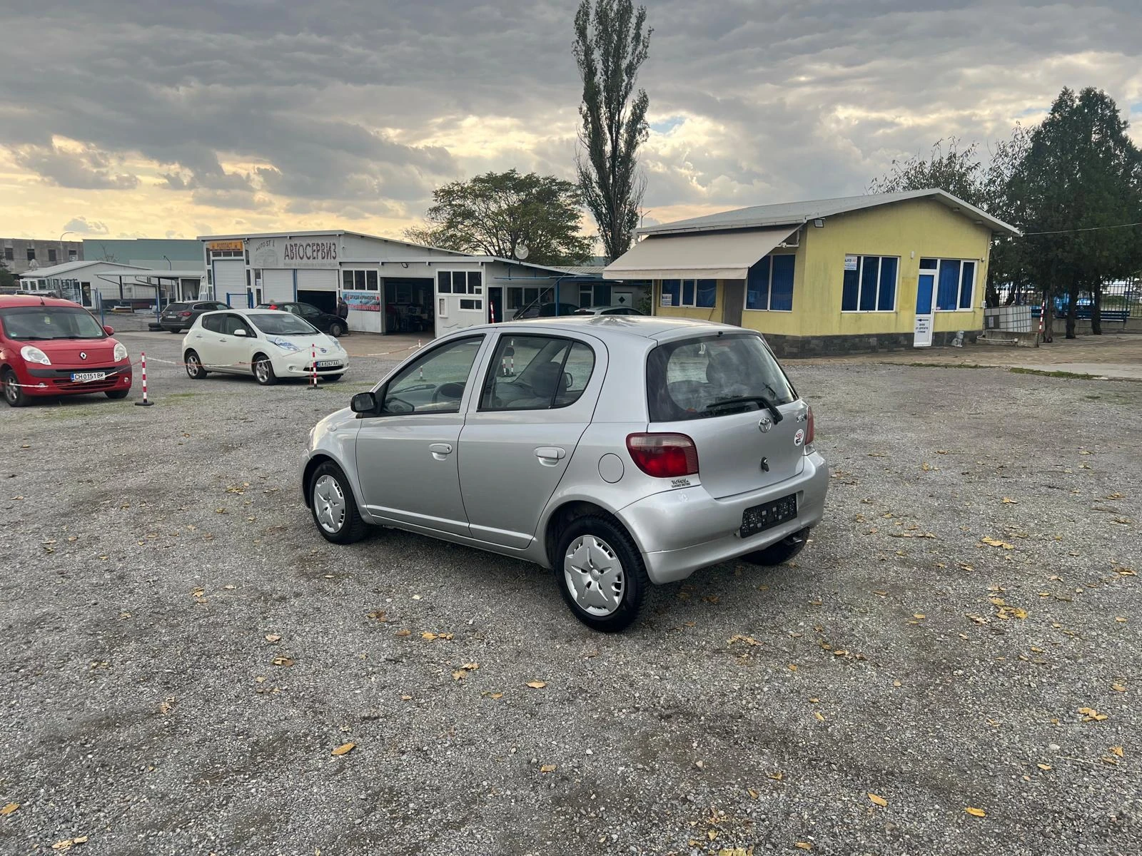 Toyota Yaris 1, 3VVT-i 90к.с. КЛИМАТИК - изображение 7
