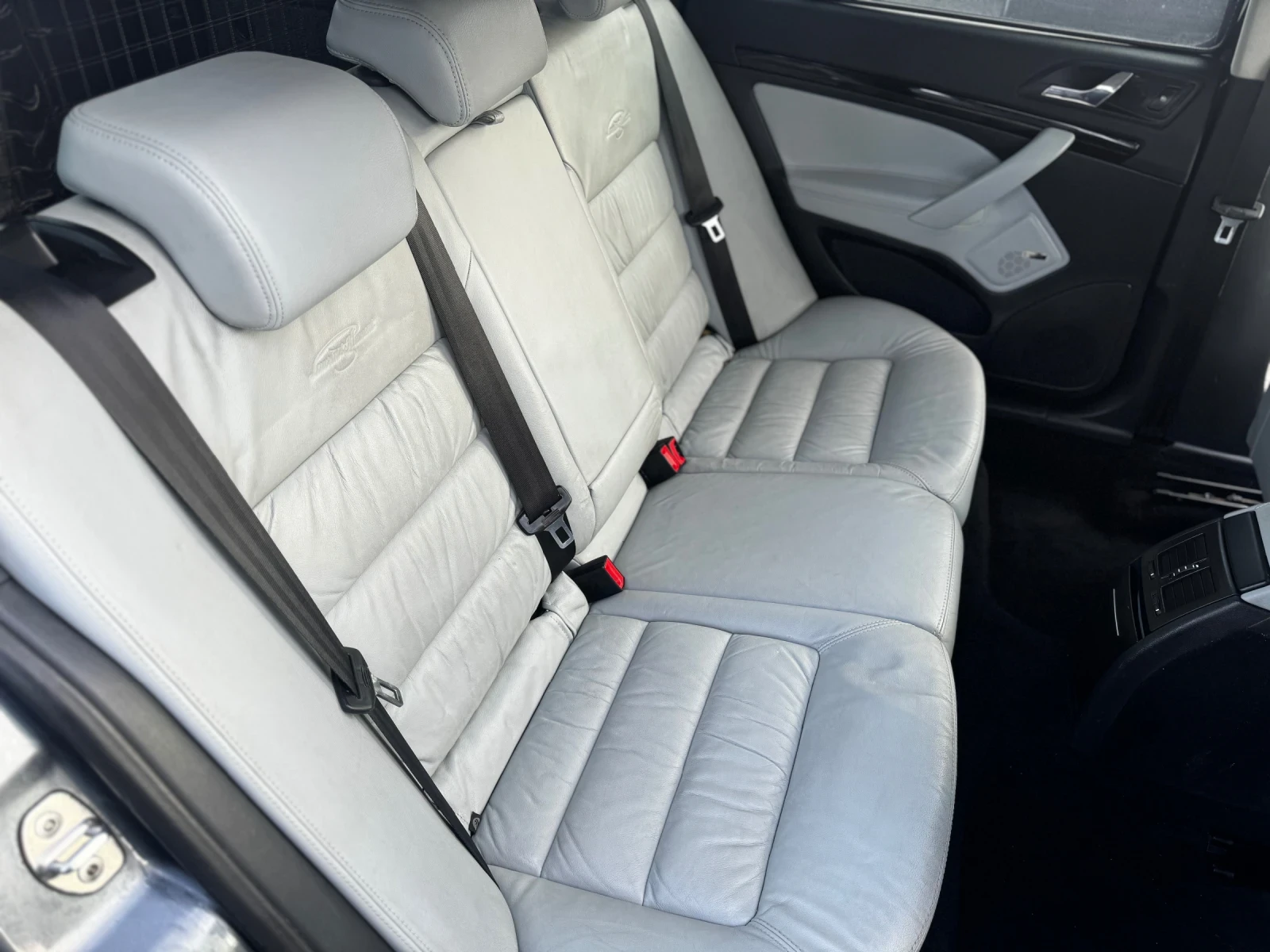 Skoda Octavia 2.0BMM/4x4/140kc/Laurin & Klement | Mobile.bg   13