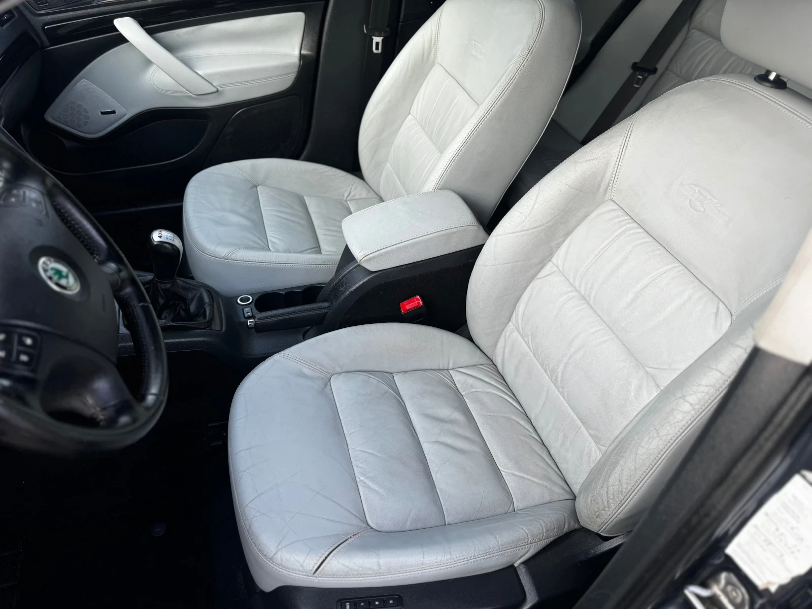 Skoda Octavia 2.0BMM/4x4/140kc/Laurin & Klement | Mobile.bg   14