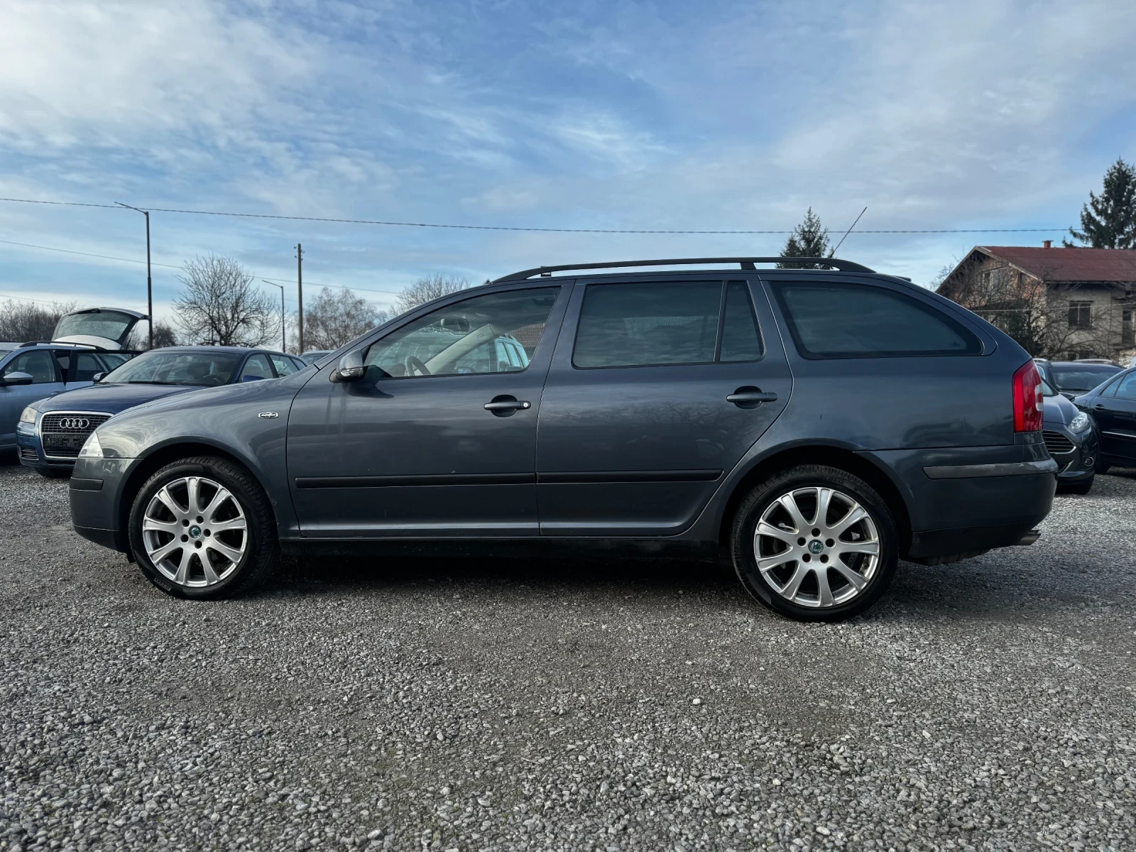 Skoda Octavia 2.0BMM/4x4/140kc/Laurin & Klement | Mobile.bg   10