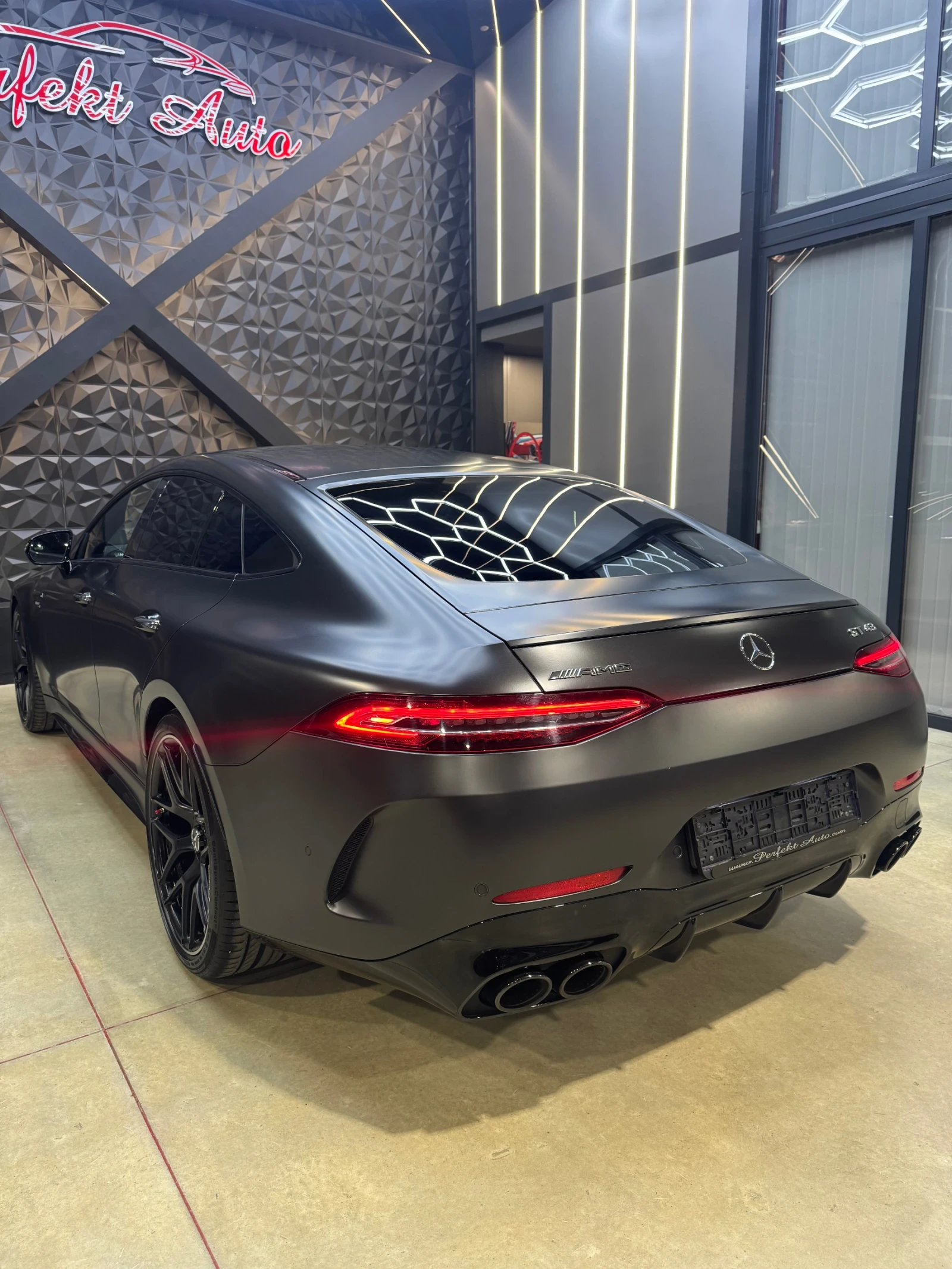 Mercedes-Benz GT 43 AMG 4 MATIC+ * Шибедах * BURMESTER *  - изображение 3