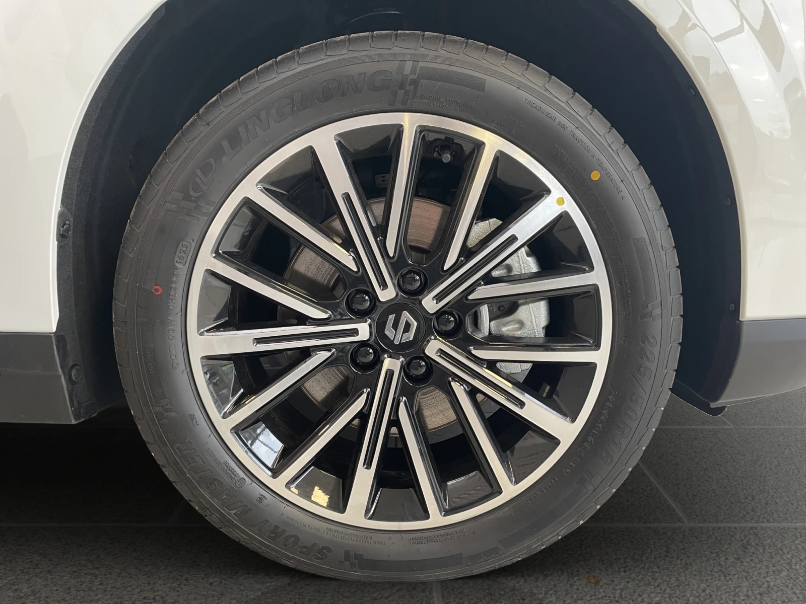 Leapmotor B10 LIFE BEV 160kW 67.1kWh | Mobile.bg � ����������� 15