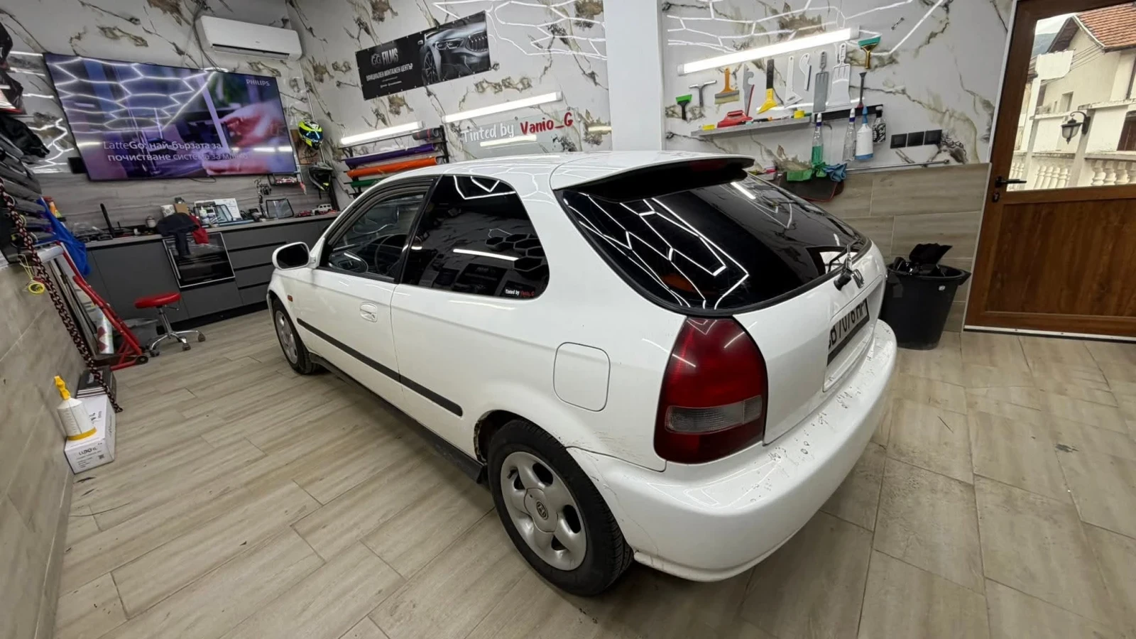 Honda Civic 1.4 i, снимка 10 - Автомобили и джипове - 53728386