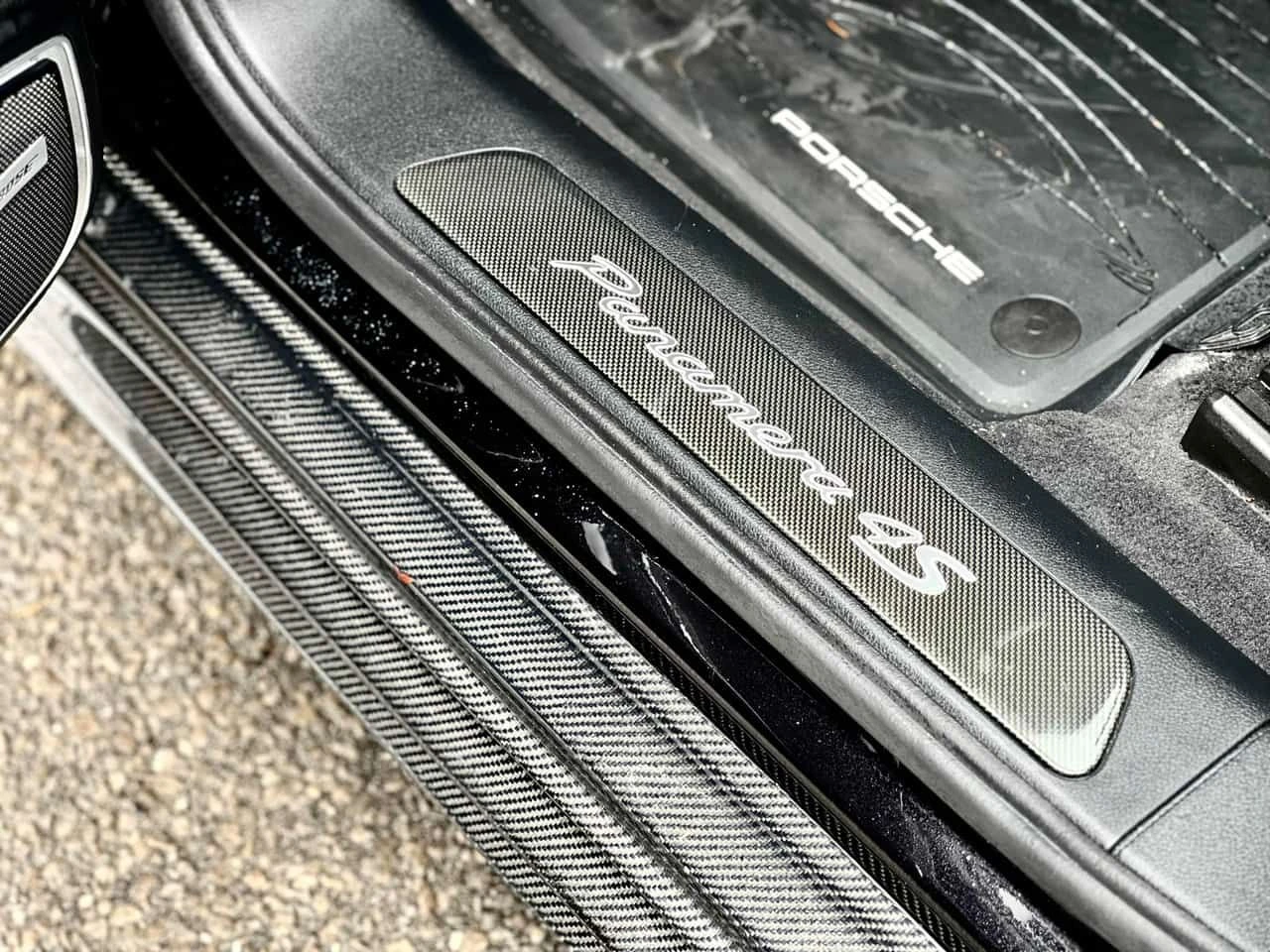 Porsche Panamera * 4S * ДИСТРОНИК* 360 КАМЕРА* ПЕРФЕКТНО СЪСТОЯНИЕ*, снимка 9 - Автомобили и джипове - 54213976