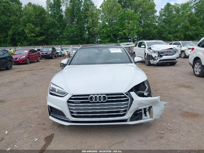 Audi A5 * 2.0T* Premium* , снимка 11 - Автомобили и джипове - 54518342