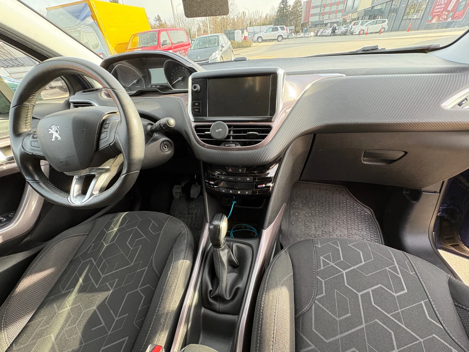 Peugeot 2008, снимка 3 - Автомобили и джипове - 54622373