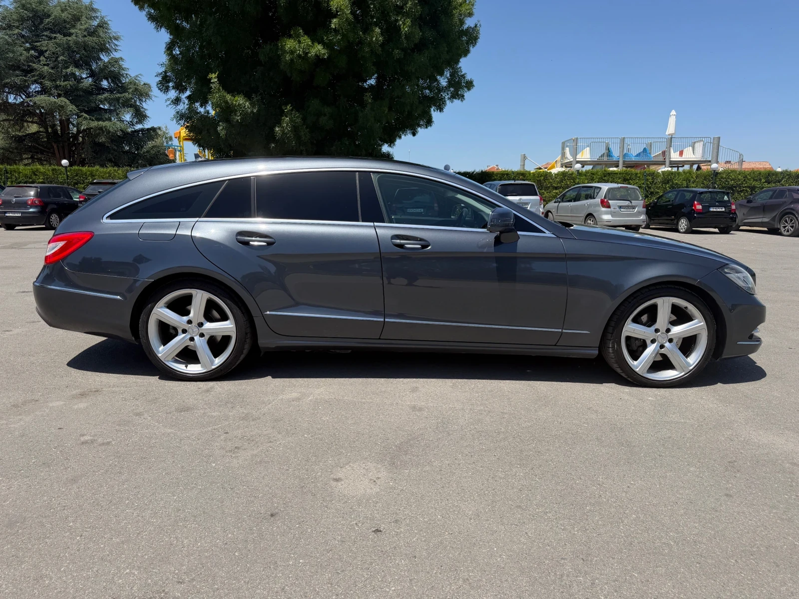 Mercedes-Benz CLS 350 ShootingBrake, снимка 4 - Автомобили и джипове - 55458190