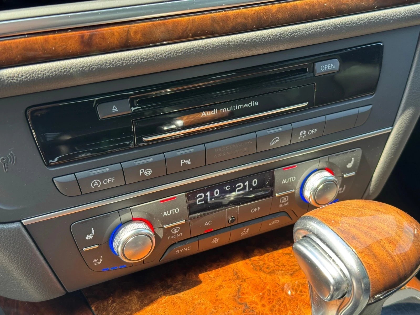 Audi A6 Allroad 3.0 БИ ТДИ 313 К.С, снимка 10 - Автомобили и джипове - 55770252