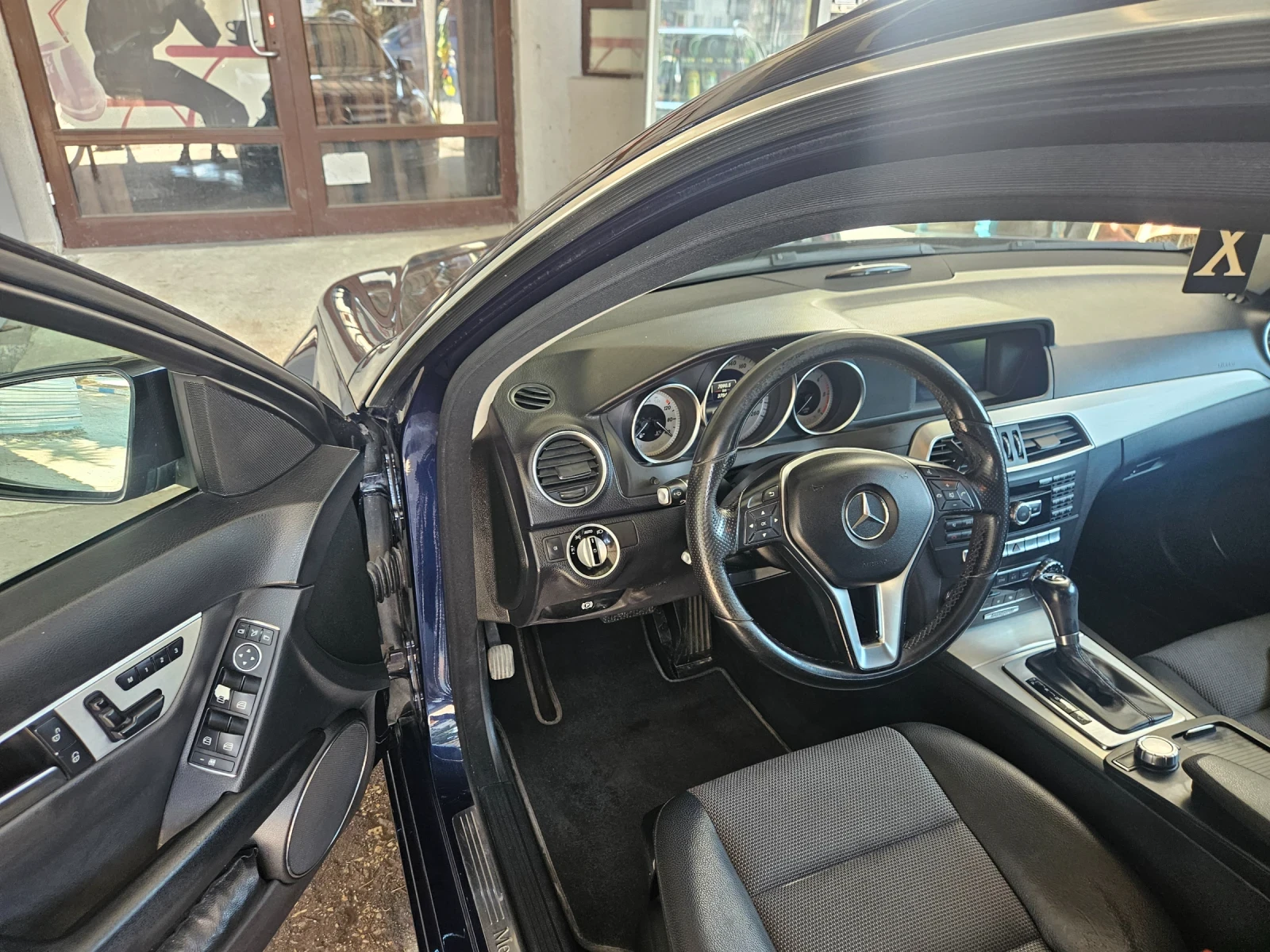 Mercedes-Benz C 220 2200, снимка 15 - Автомобили и джипове - 55779766