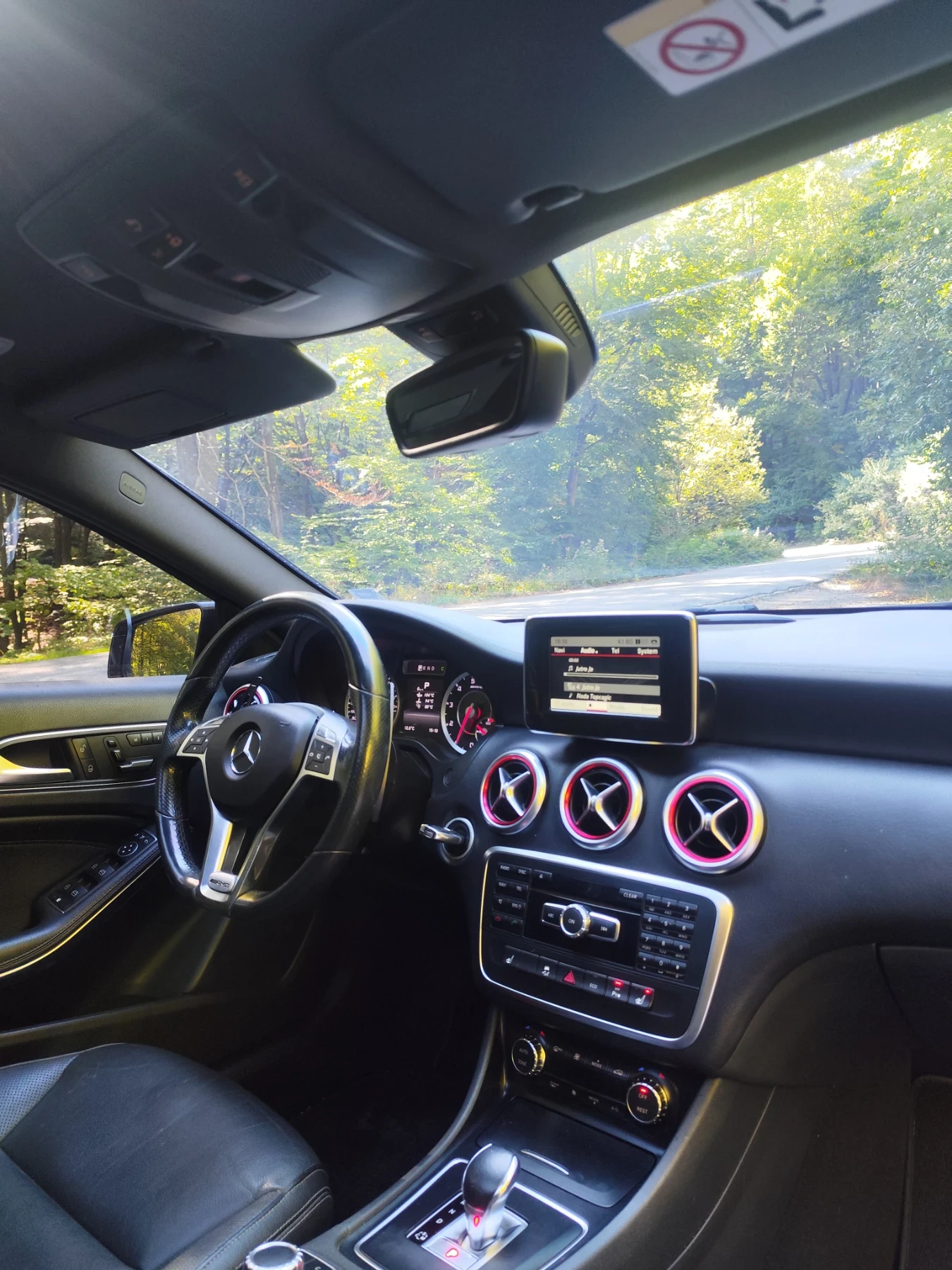 Mercedes-Benz A45 AMG, снимка 8 - Автомобили и джипове - 56340740