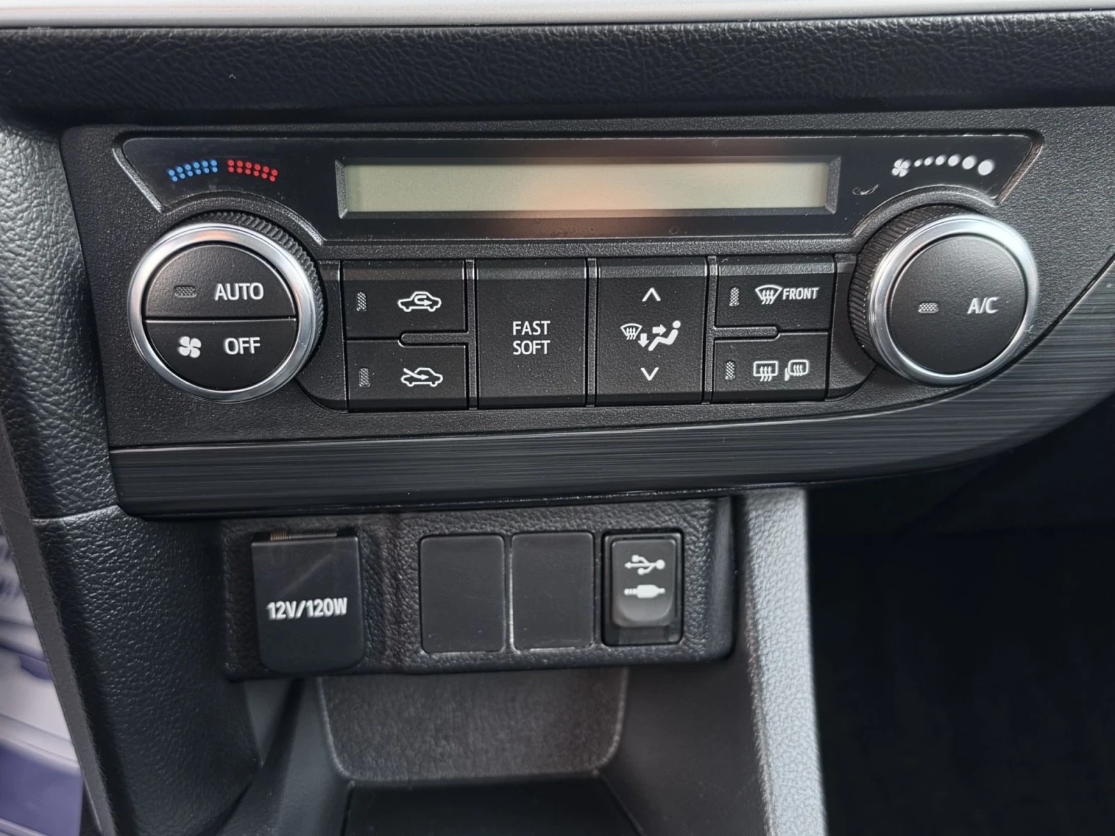 Toyota Auris 1.4/90 ���� / 6 �������� | Mobile.bg � ����������� 14