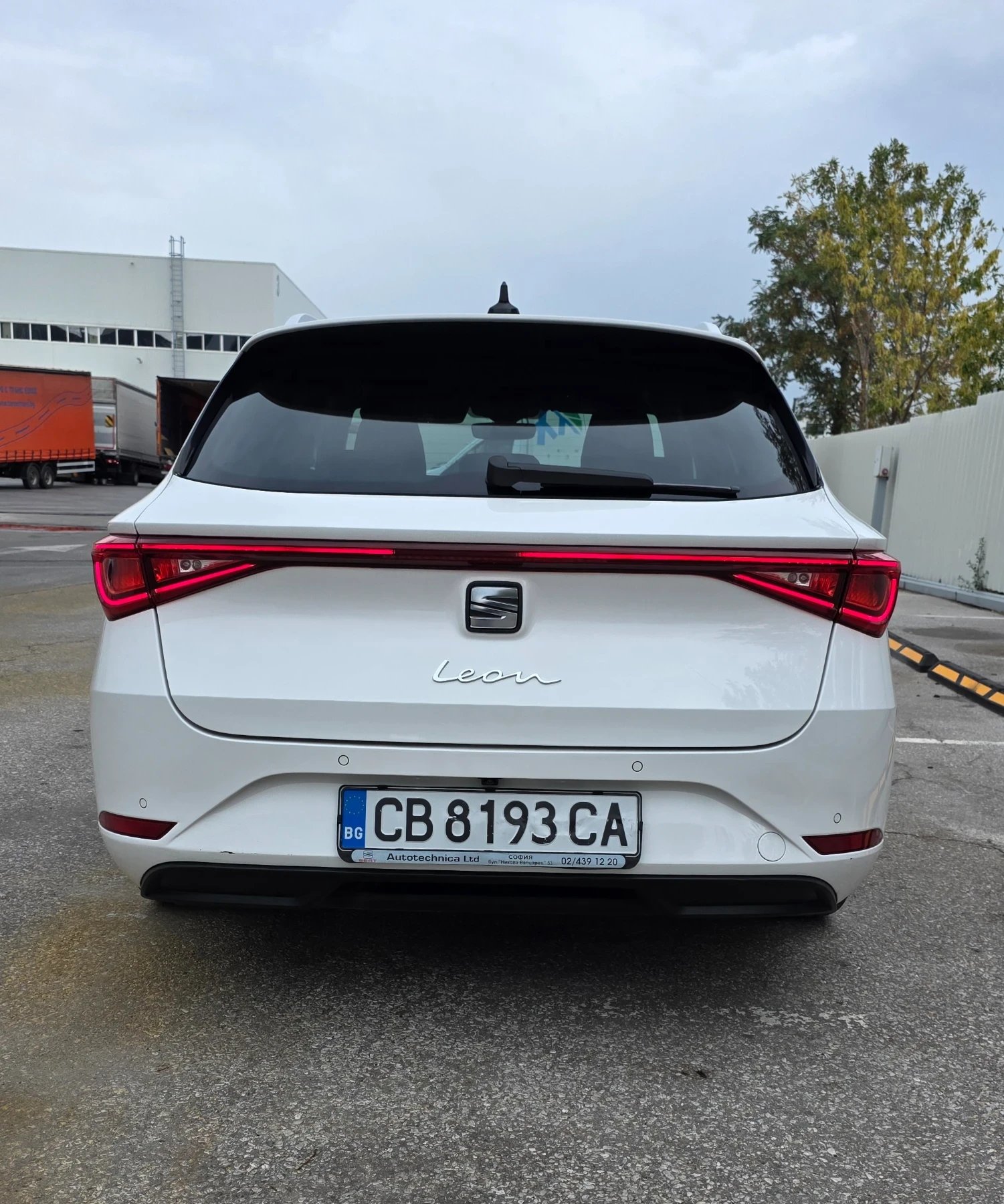 Seat Leon XCELLANCE, снимка 6 - Автомобили и джипове - 56439507