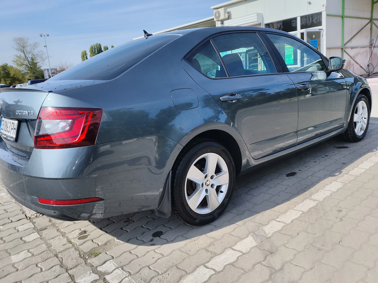 Skoda Octavia 3 Facelift Style, снимка 3 - Автомобили и джипове - 56611539