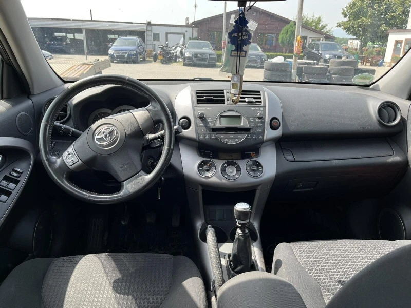 Toyota Rav4 2.2D/177hp, снимка 7 - Автомобили и джипове - 37751202