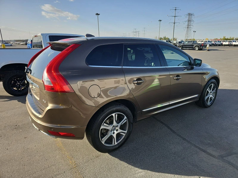 Volvo XC60 T6* PLATINUM* ДИГИТАЛНО* ТАБЛО* ПОДГРЕВ* КАМЕРА* П, снимка 5 - Автомобили и джипове - 48193776