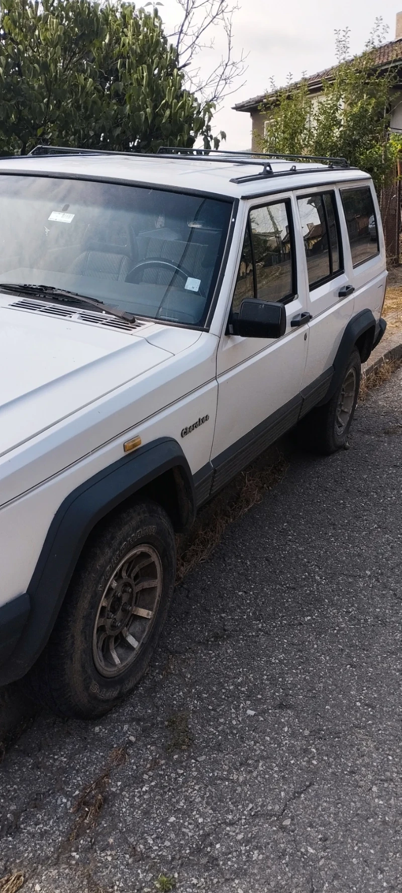 Jeep Cherokee 2.1 turbo diesel , снимка 8 - Автомобили и джипове - 51063456