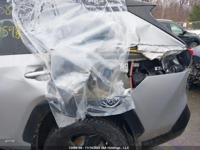 Toyota Rav4 2.5 SE* HYBRID* AWD* PANO, снимка 9 - Автомобили и джипове - 52773640