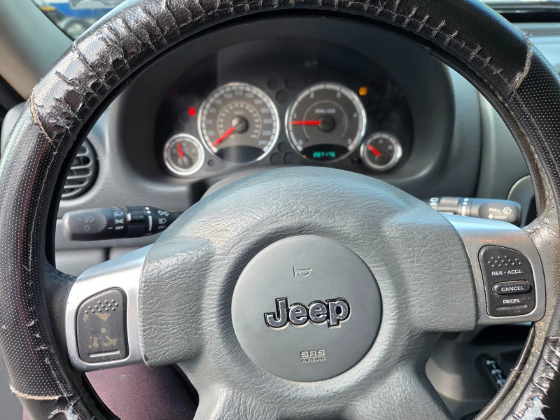 Jeep Cherokee 2.8TDI, снимка 12 - Автомобили и джипове - 52904853