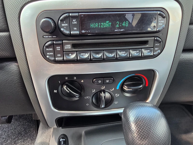 Jeep Cherokee 2.8TDI, снимка 15 - Автомобили и джипове - 52904853