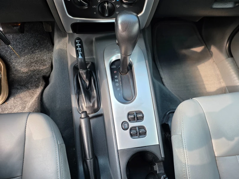 Jeep Cherokee 2.8TDI, снимка 14 - Автомобили и джипове - 52904853