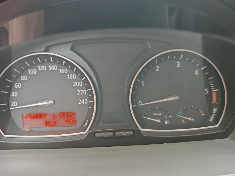 BMW X3, снимка 15 - Автомобили и джипове - 53183661