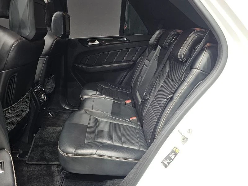 Mercedes-Benz GLE 63 AMG 4MATIC* HARMAN KARDON* DISTRONIC* 360* TV* PANO* , снимка 11 - Автомобили и джипове - 55336240