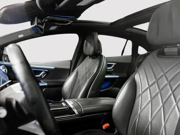 Mercedes-Benz EQE 500 4MATIC AMG | ПРЕДСТАВИТЕЛСТВО НА MERCEDES, снимка 16 - Автомобили и джипове - 56132226