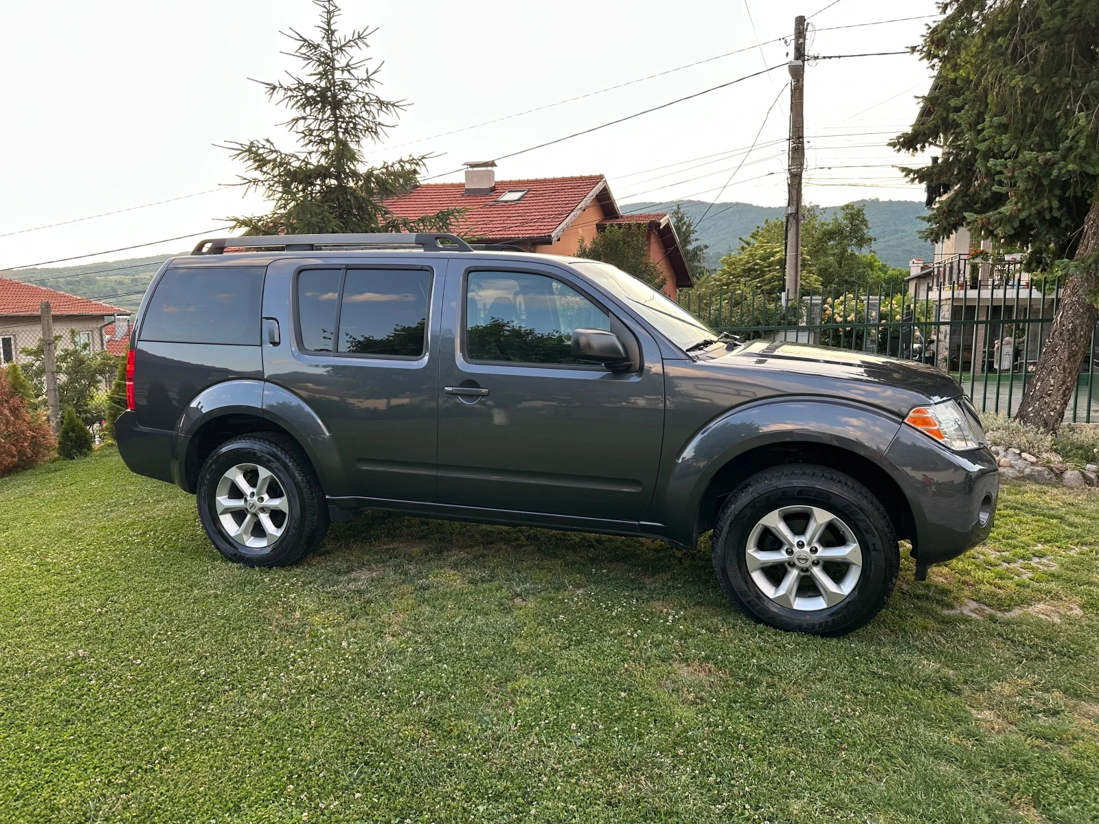 Nissan Pathfinder 4.0 V6 euro5 - изображение 3