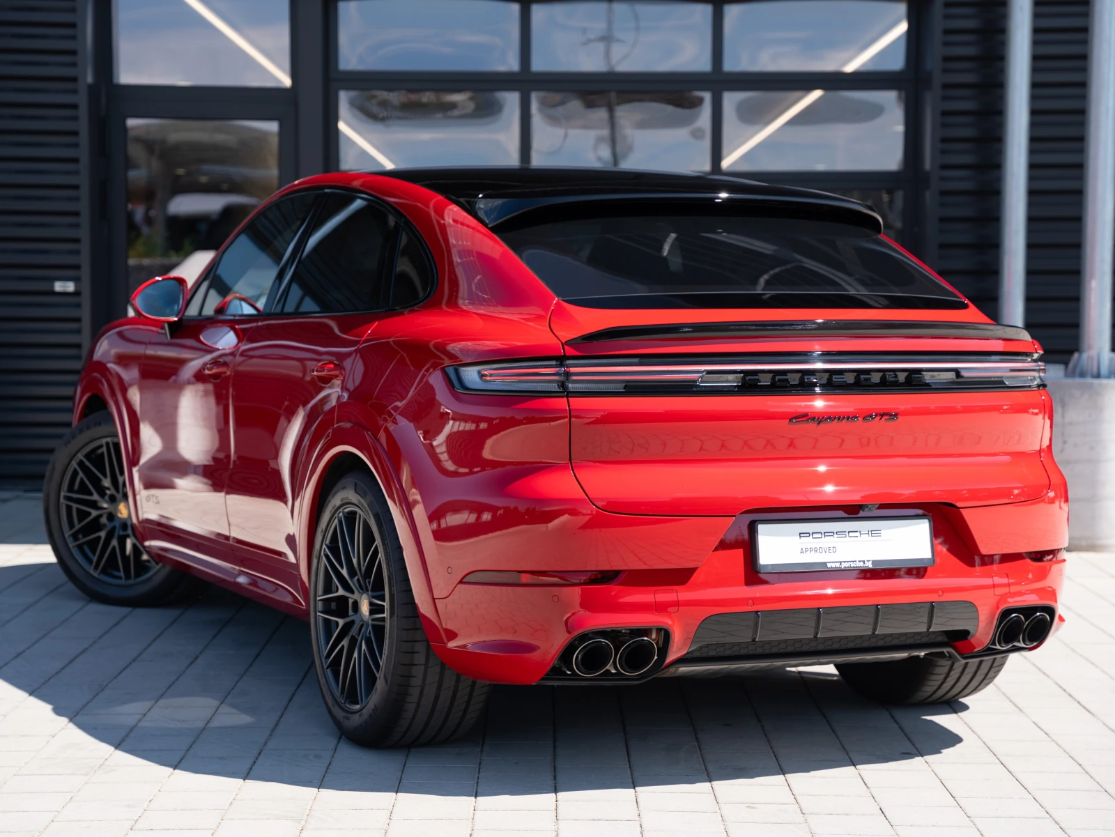 Porsche Cayenne GTS Coupe V8 - изображение 2