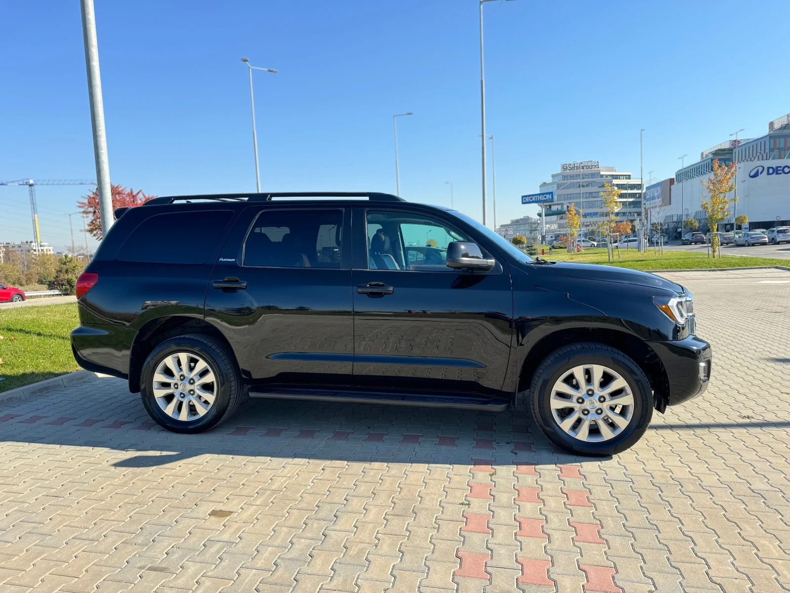Toyota Sequoia 5.7 Platinum 4x4 LPG | Mobile.bg   4