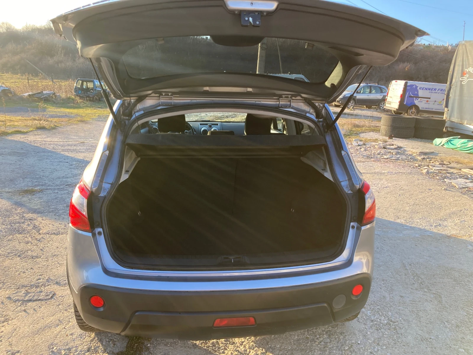 Nissan Qashqai 2.0 DCI 150 ks 4x4 Avtomatik Evro 5 | Mobile.bg � ����������� 5