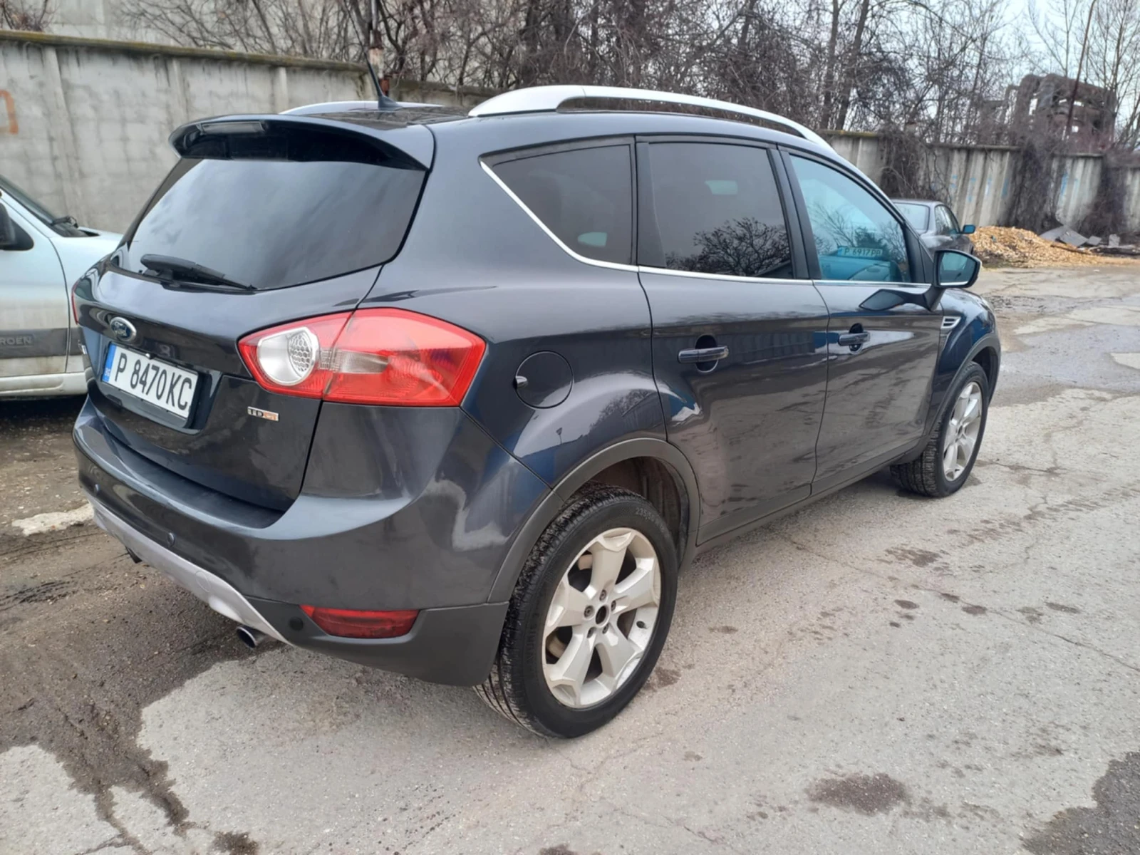 Ford Kuga  - изображение 5
