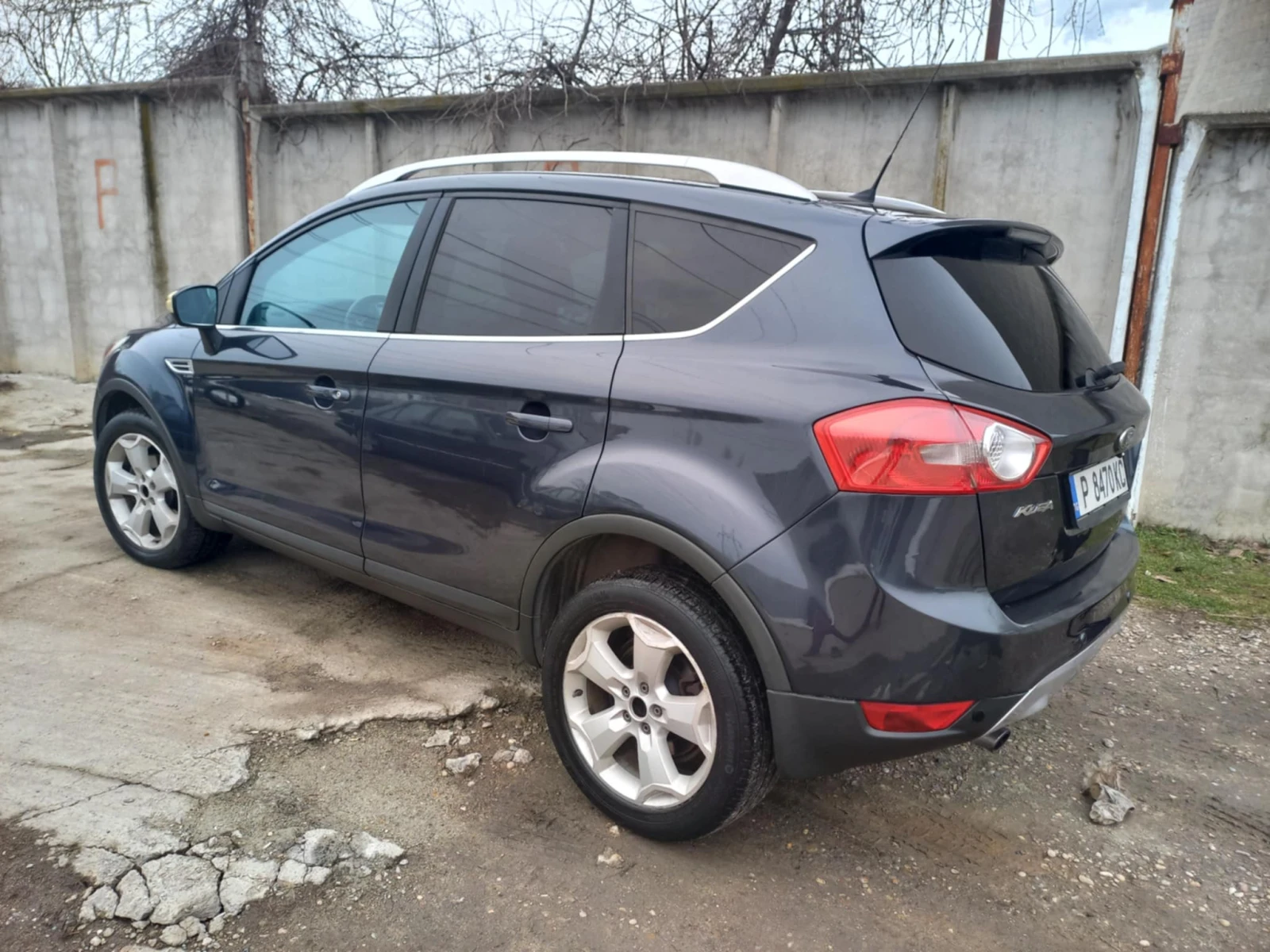 Ford Kuga  - изображение 6