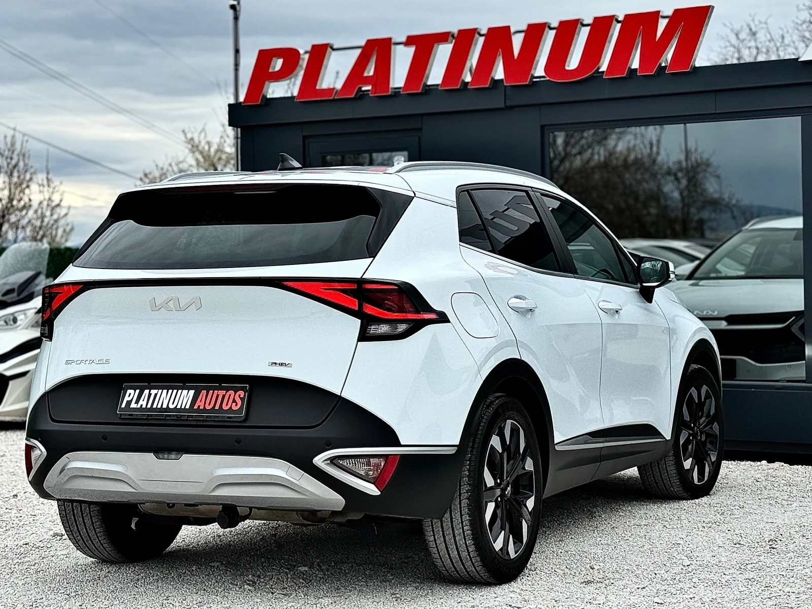 Kia Sportage 50.000km 4x4 , снимка 7 - Автомобили и джипове - 54032388