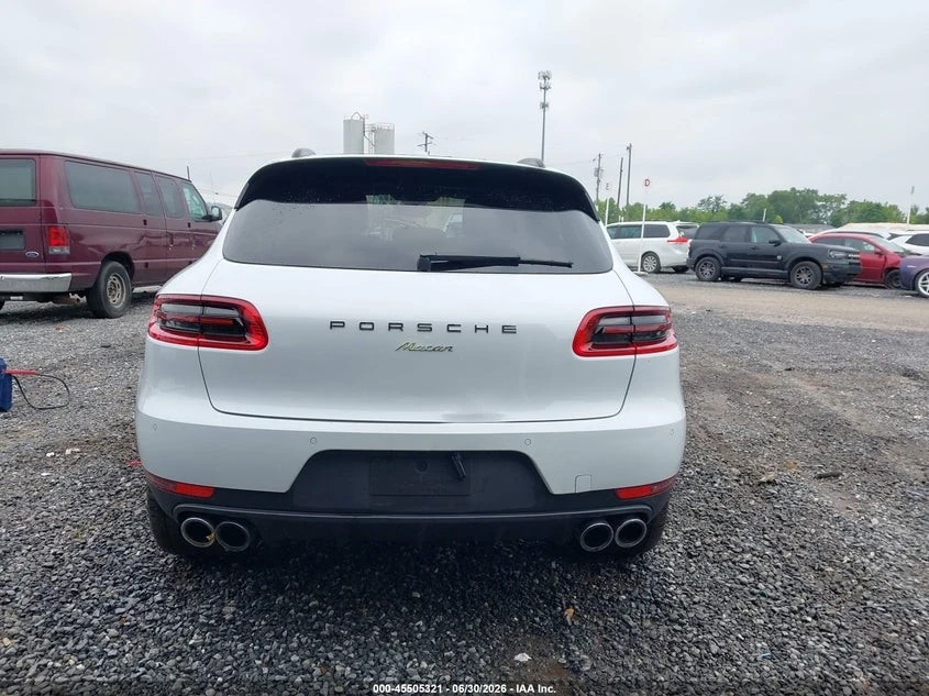 Porsche Macan Автокредит Цена до България, снимка 5 - Автомобили и джипове - 55463450
