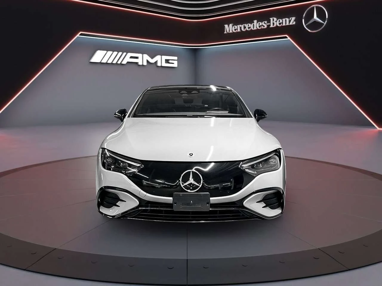 Mercedes-Benz EQE 500 4MATIC AMG | ПРЕДСТАВИТЕЛСТВО НА MERCEDES, снимка 2 - Автомобили и джипове - 56132226