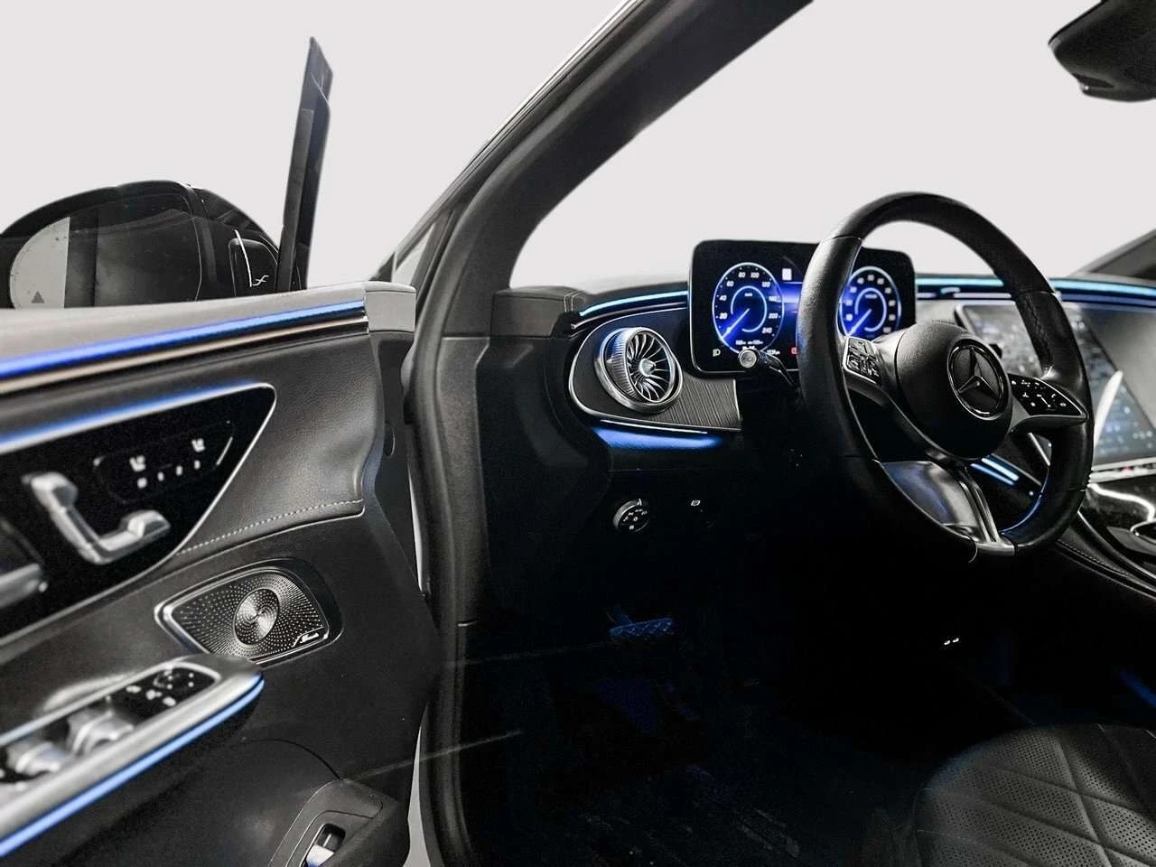 Mercedes-Benz EQE 500 4MATIC AMG | ПРЕДСТАВИТЕЛСТВО НА MERCEDES, снимка 10 - Автомобили и джипове - 56132226
