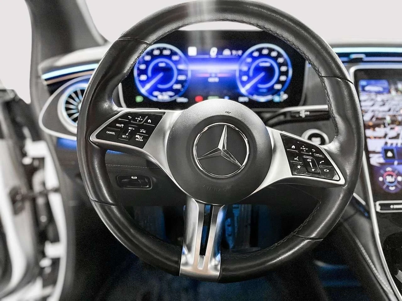 Mercedes-Benz EQE 500 4MATIC AMG | ПРЕДСТАВИТЕЛСТВО НА MERCEDES, снимка 14 - Автомобили и джипове - 56132226