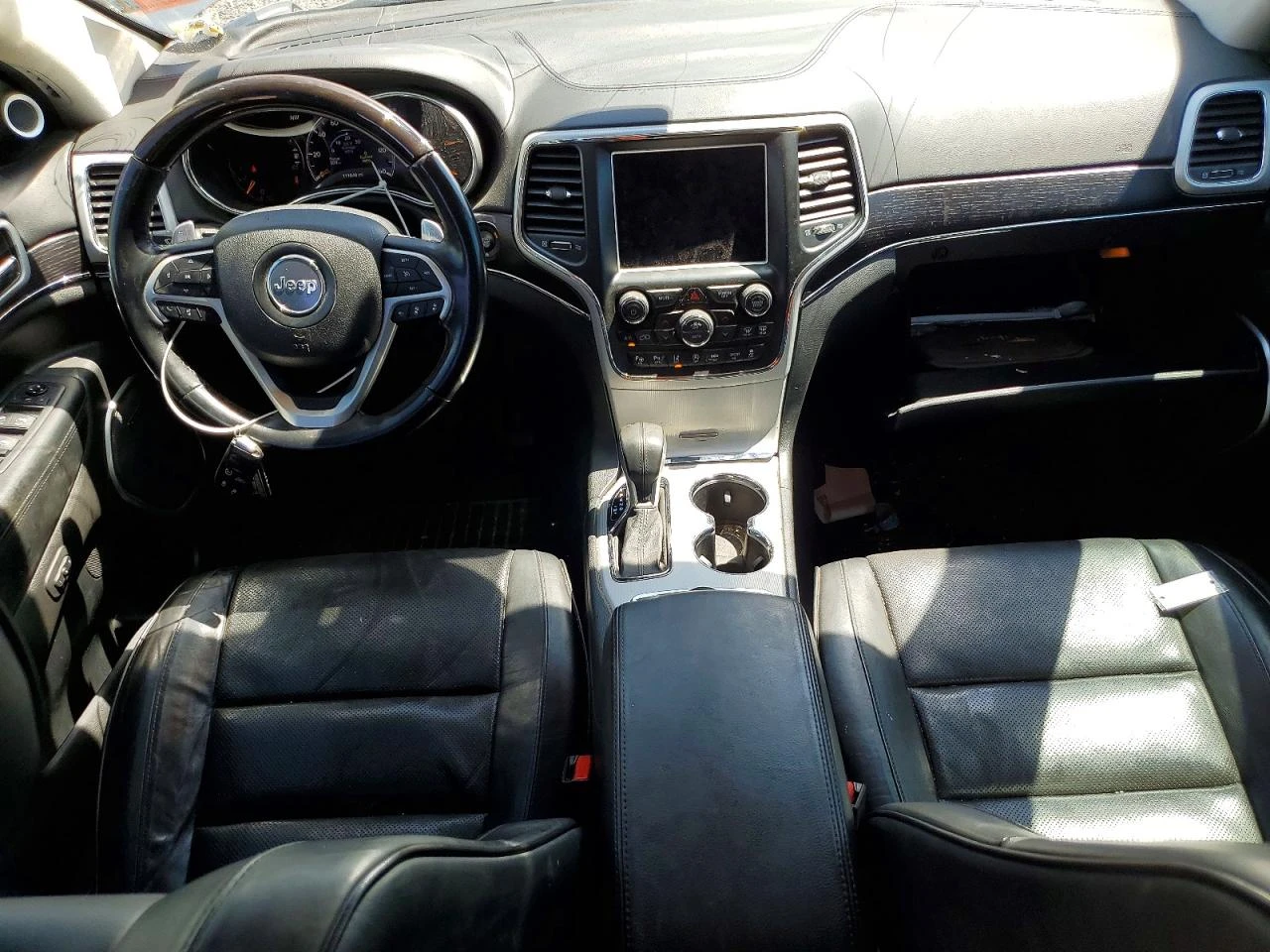 Jeep Grand cherokee 3.6l Summit, снимка 8 - Автомобили и джипове - 56226604